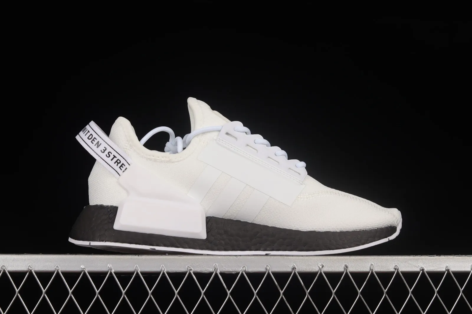 Adidas NMD R1 V2 Cloud White Core Black Red H02537