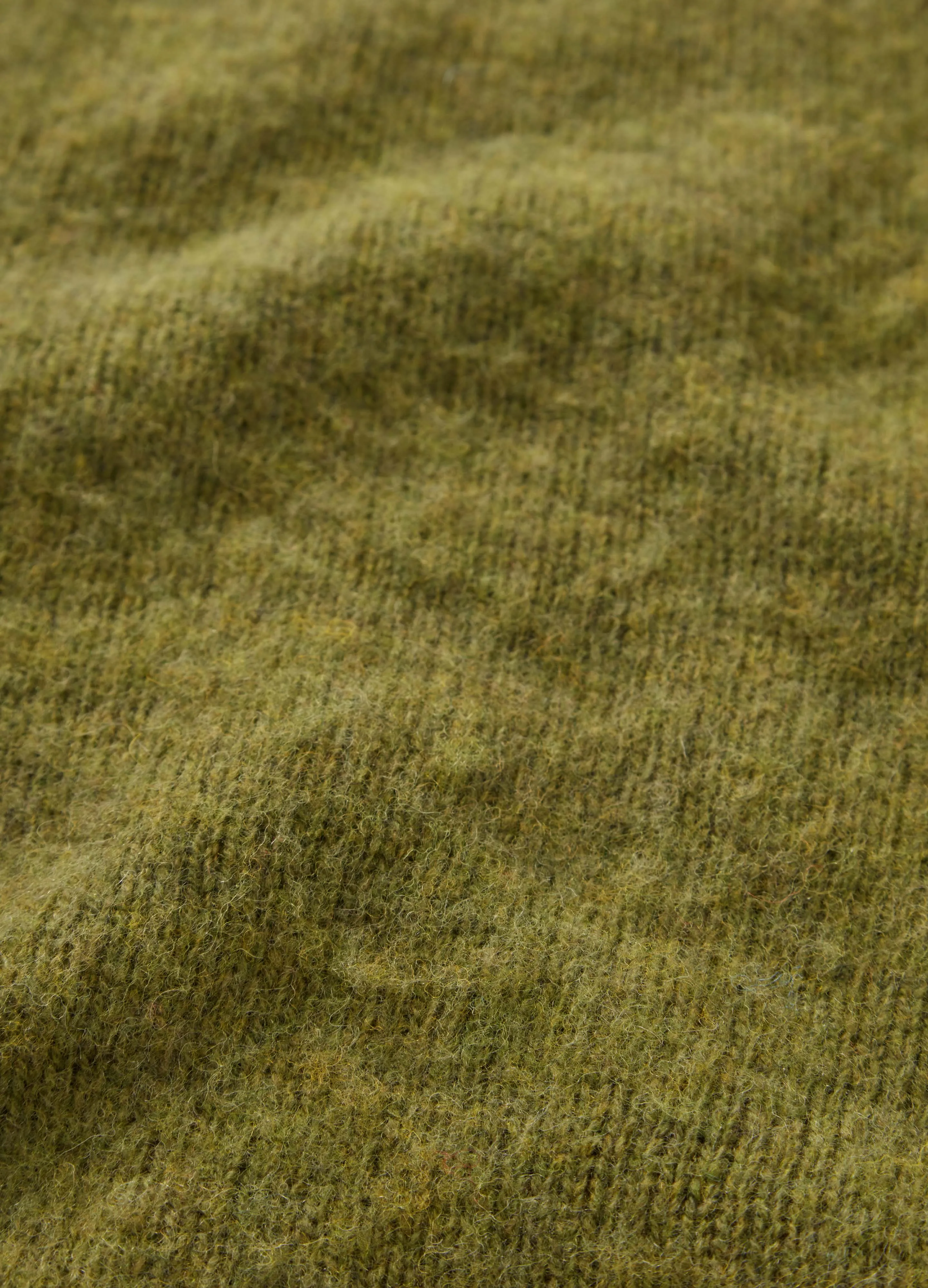 Bosse Shaggy Roll Neck - Olive