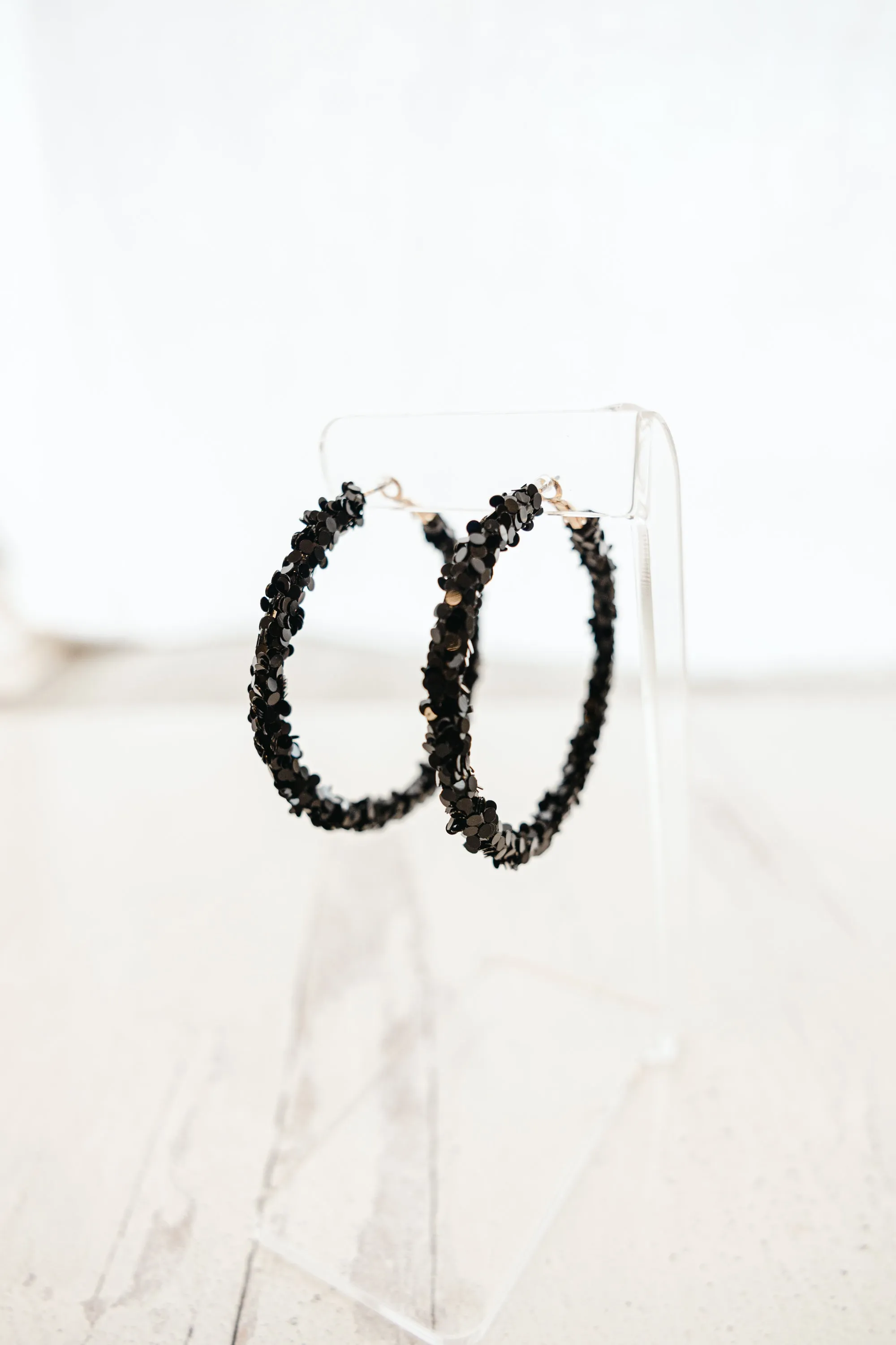 Glitzy Chic Earrings, Black