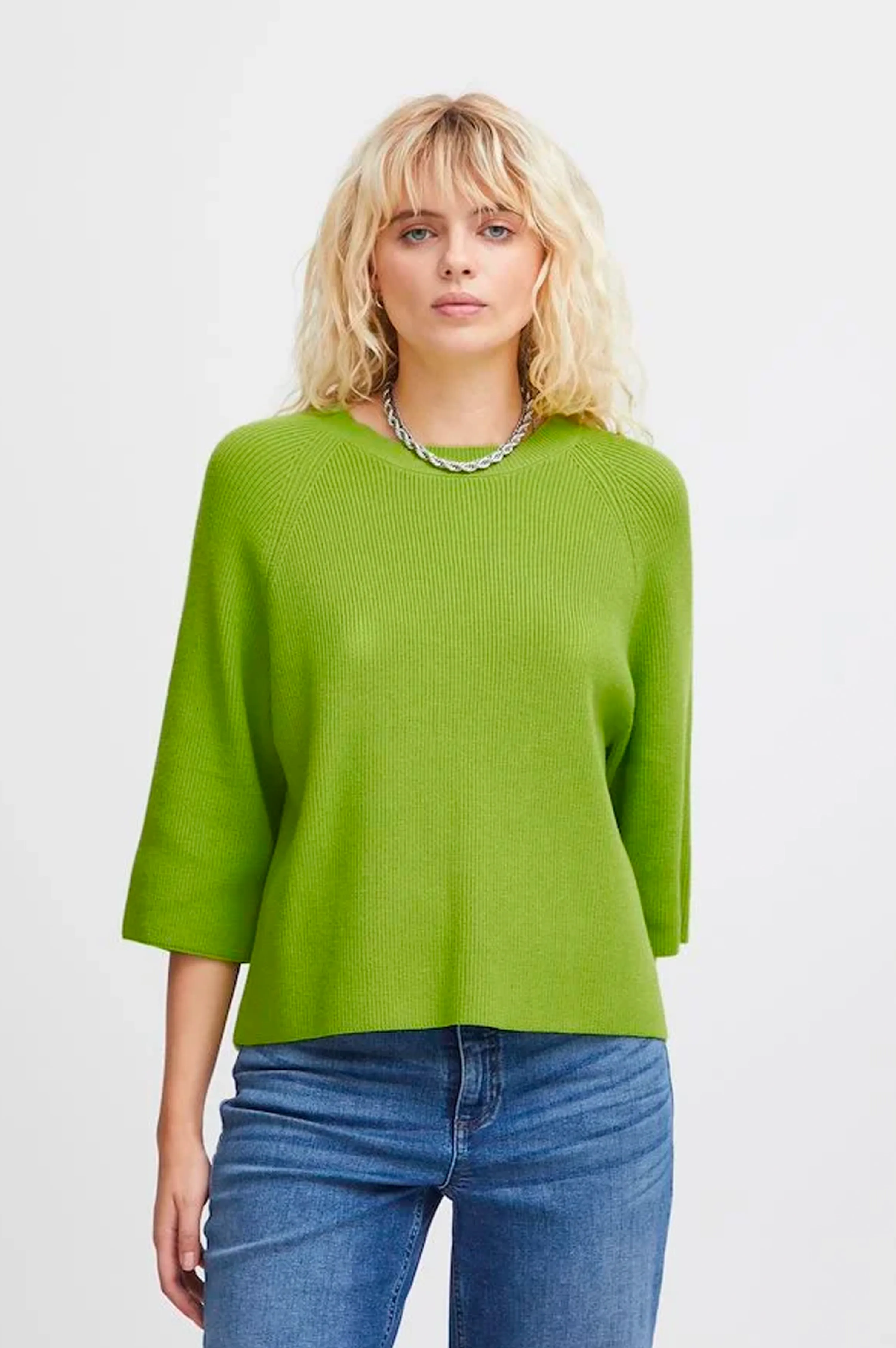 ICHI Boston Parrot Green Pullover