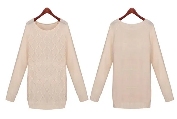 Long Jumper for Women with Knitted Wave Design and Round Collar