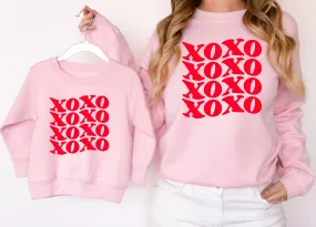 Mama Mini XOXO Valentines Day Matching Sweatshirts Mothers Day Matching Jumpers Mommy and Me Gift Pink/Red