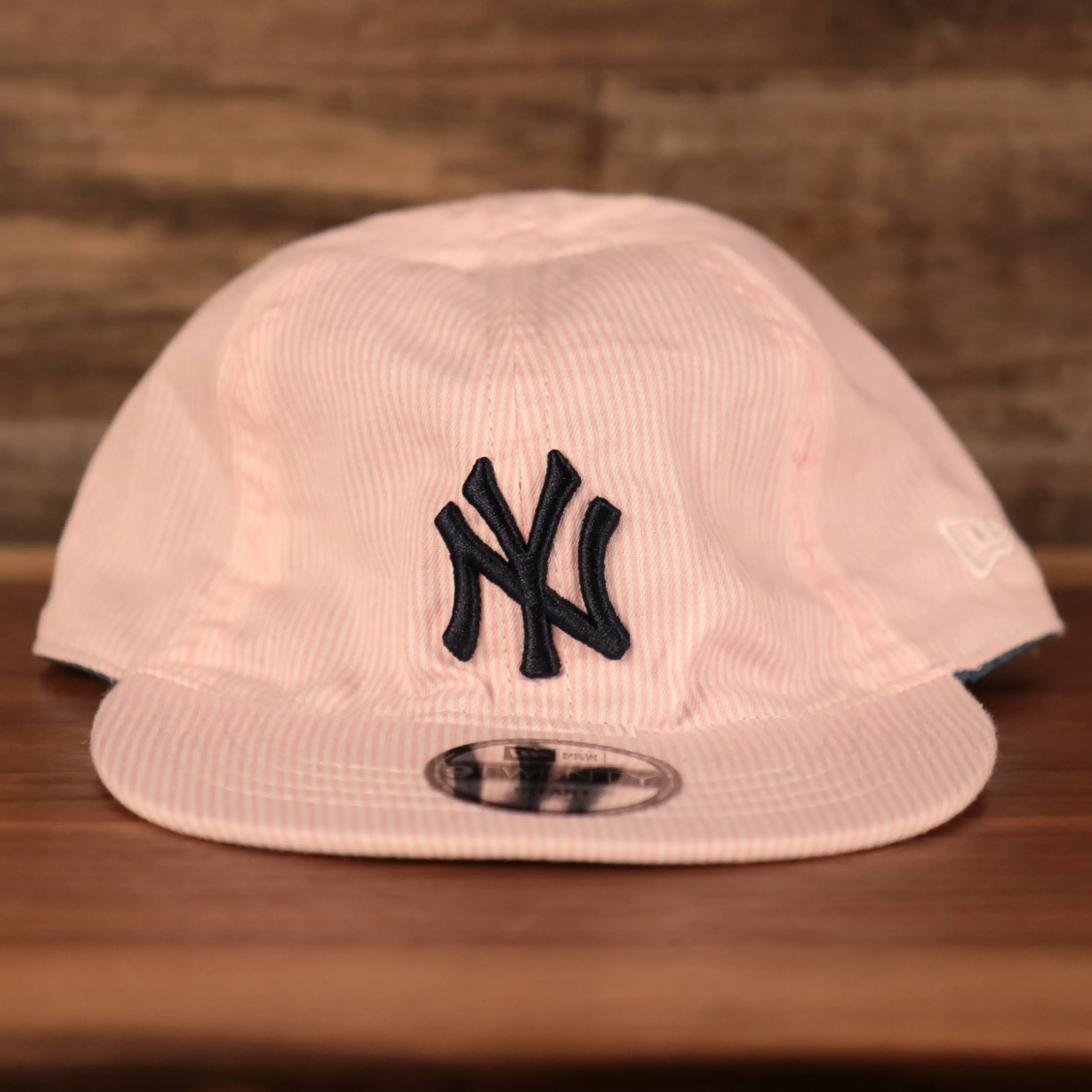 New York Yankees Reversible Navy & Pink Infant 9Twenty Dad Hat