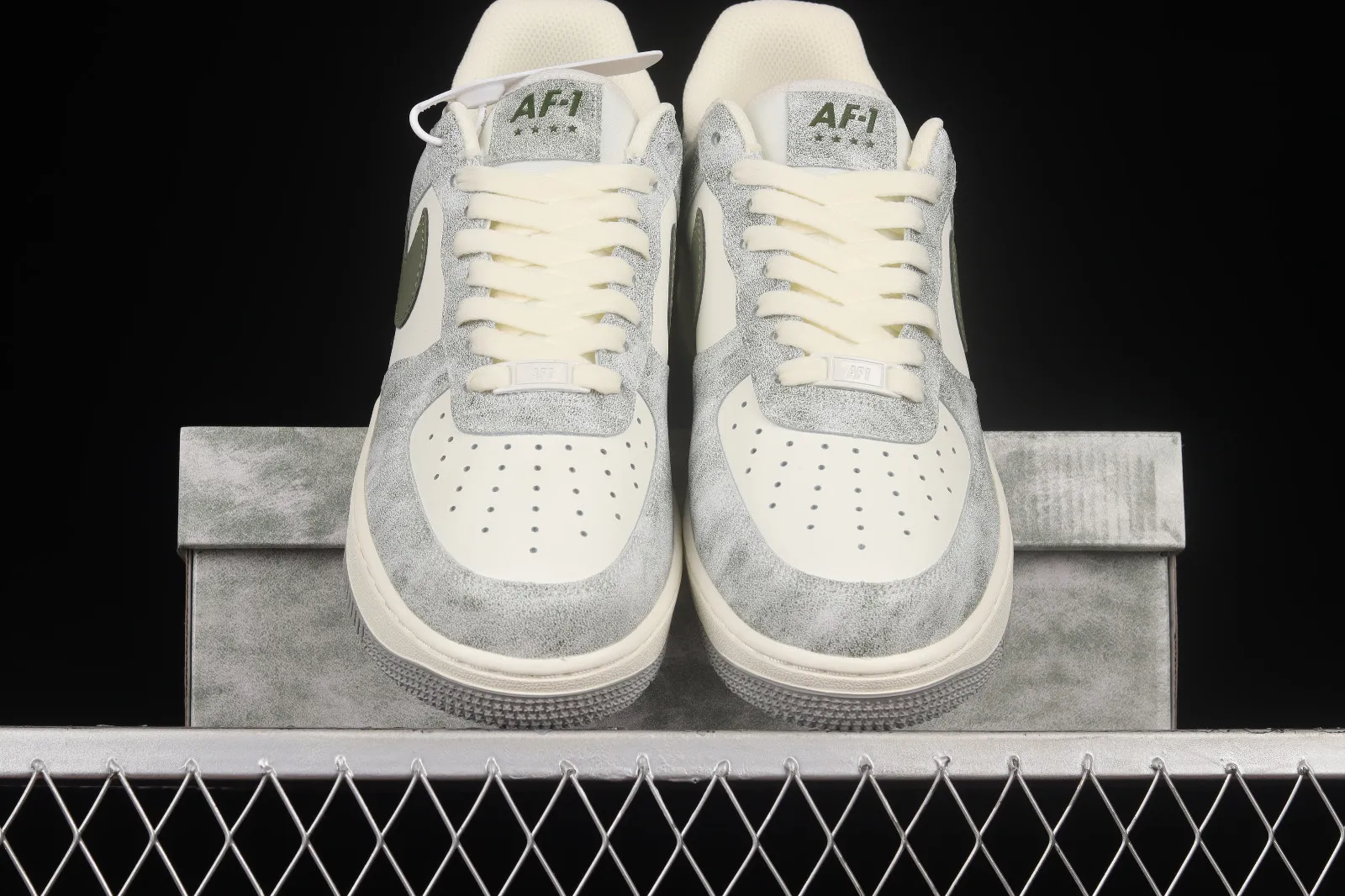 Nike Air Force 1 07 Low Beige Army Green White Shoes BL5866-906