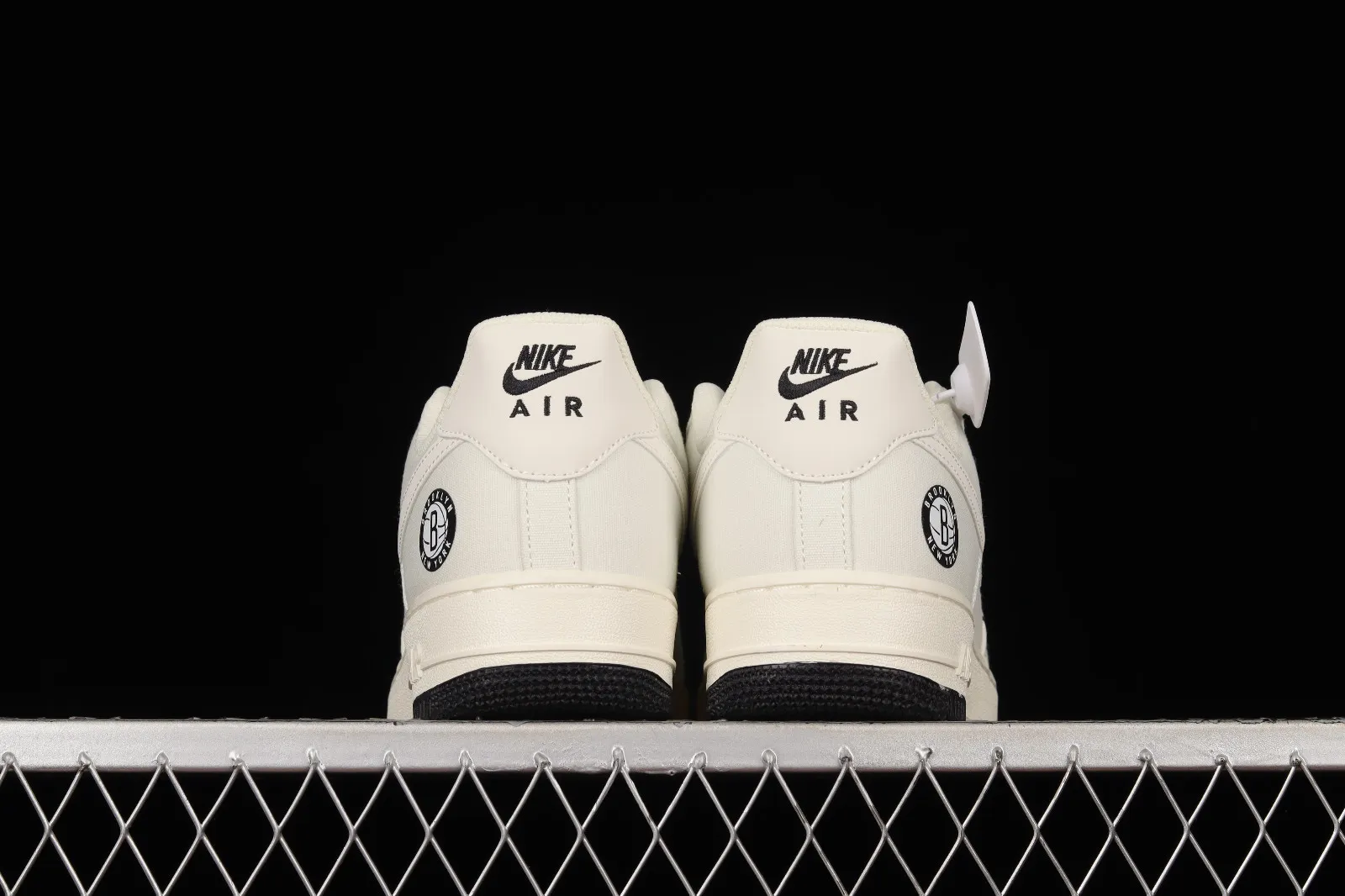 Nike Air Force 1 07 Low Rice White Black NA2022-001